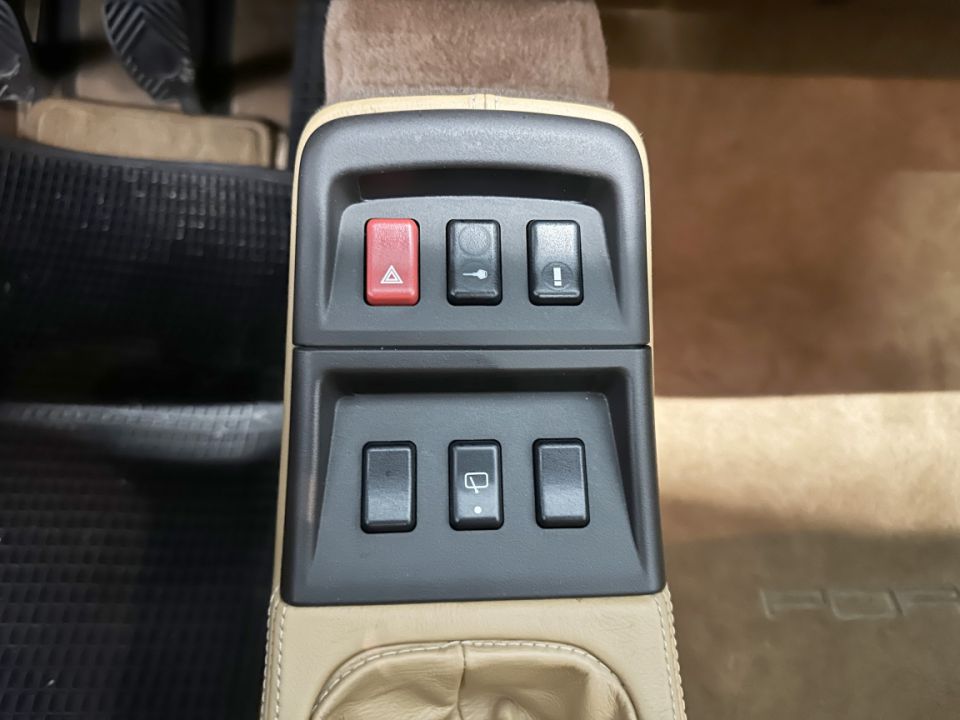 PORSCHE 911 Type 993 Turbo 3.6 450ch Pack WLS2 Kit XLC BVM6 - Le Hangar Bordelais - image 17