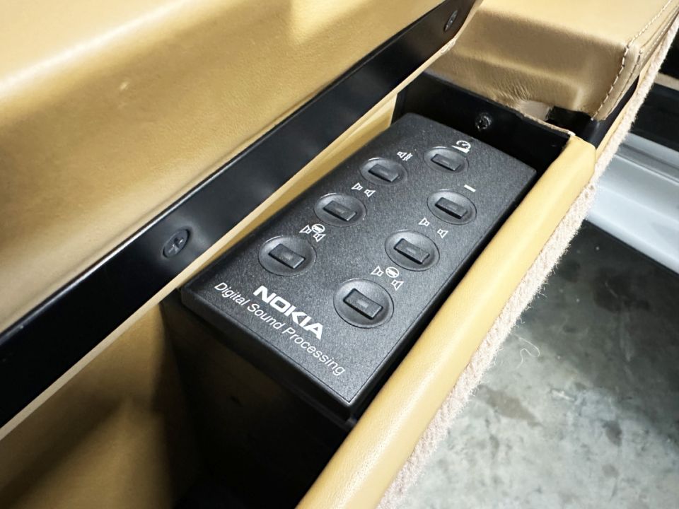 PORSCHE 911 Type 993 Turbo 3.6 450ch Pack WLS2 Kit XLC BVM6 - Le Hangar Bordelais - image 18