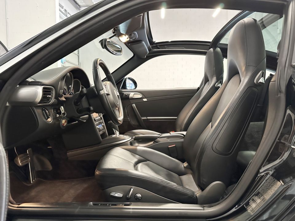 PORSCHE 911 Type 997.2 Targa 4S 3.8 385ch PDK7 en parfait état - image 5