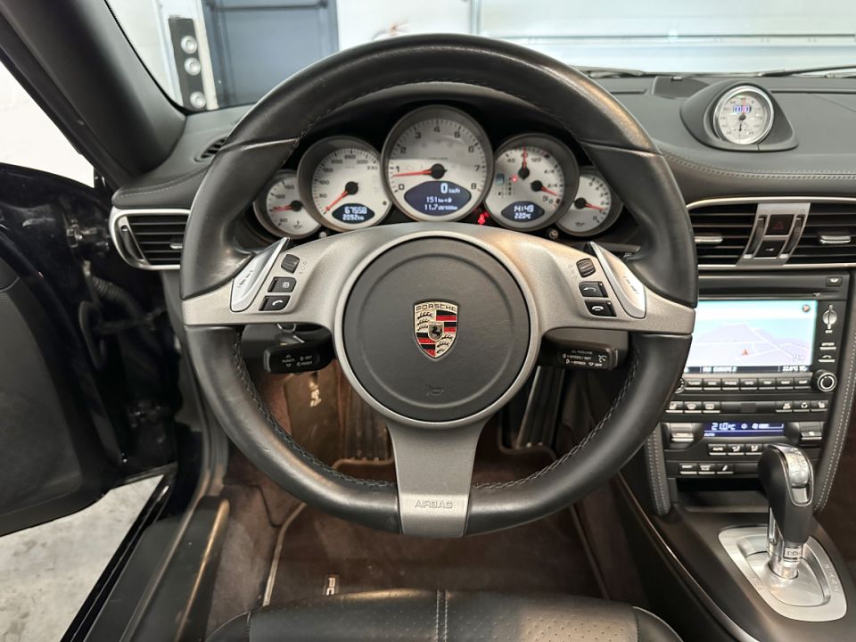 PORSCHE 911 Type 997.2 Targa 4S 3.8 385ch PDK7 en parfait état - image 11