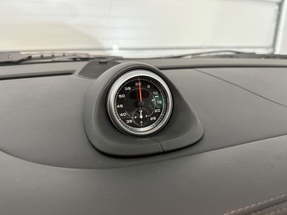 PORSCHE 911 Type 997.2 Carrera GTS Coupé 3.8 408ch PDK – Performance et Élégance Sportive - 93 990 € - image 21