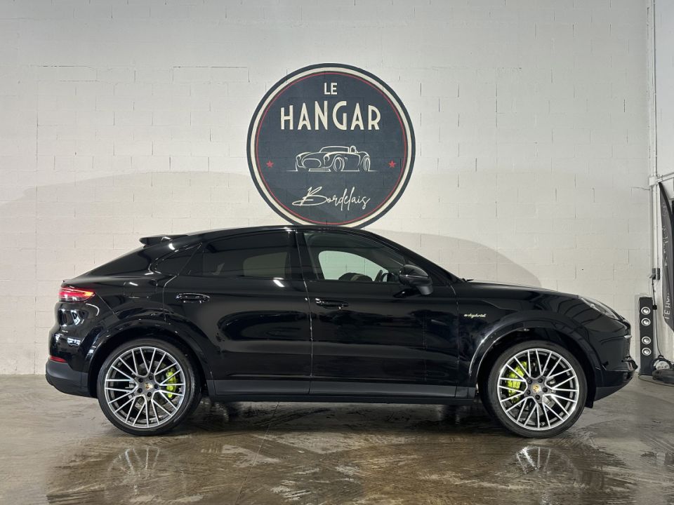 Porsche Cayenne E-Hybrid Coupé V6 3.0 340ch + 122ch Tiptronic S, SUV Noir Unité - image 10