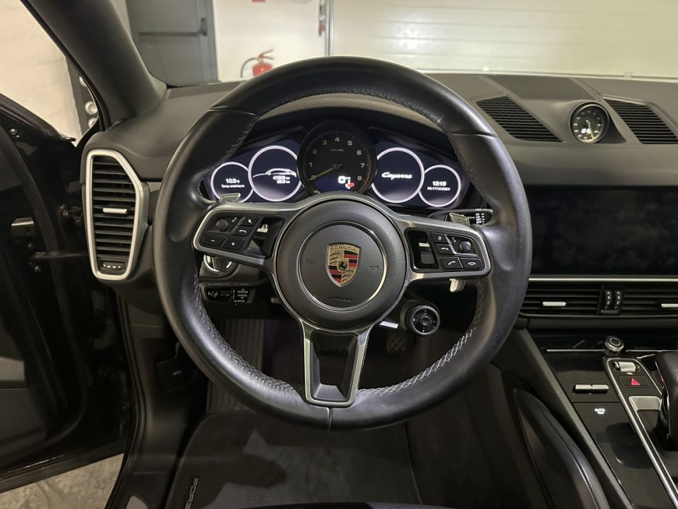Porsche Cayenne E-Hybrid Coupé V6 3.0 340ch + 122ch Tiptronic S, SUV Noir Unité - image 13
