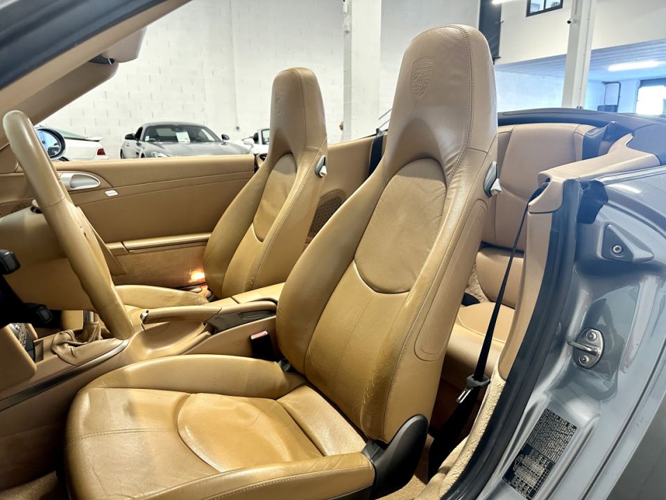 PORSCHE 911 Type 997 Carrera S Cabriolet 3.8 355ch BVM6 - Performance et Élégance - 59 990 € - image 3