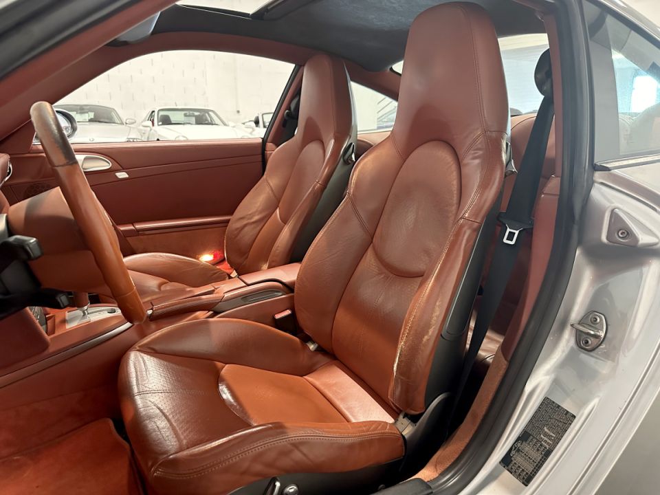 Porsche 911 Type 997 Carrera S Coupé 3.8 355ch Tiptronic – Élégance et puissance au quotidien - 44 990 € - image 3