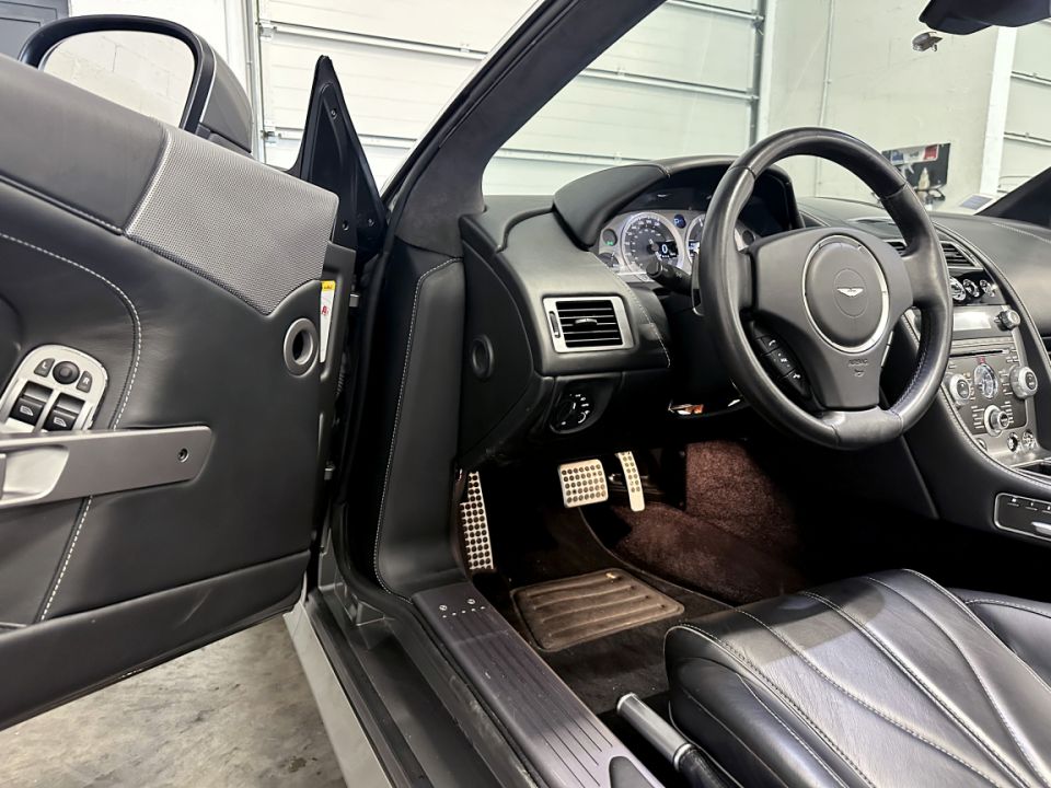 ASTON MARTIN DB9 Volante V12 6.0 517ch Touchtronic A – Cabriolet de luxe, performance et confort - 124 990 € - image 17
