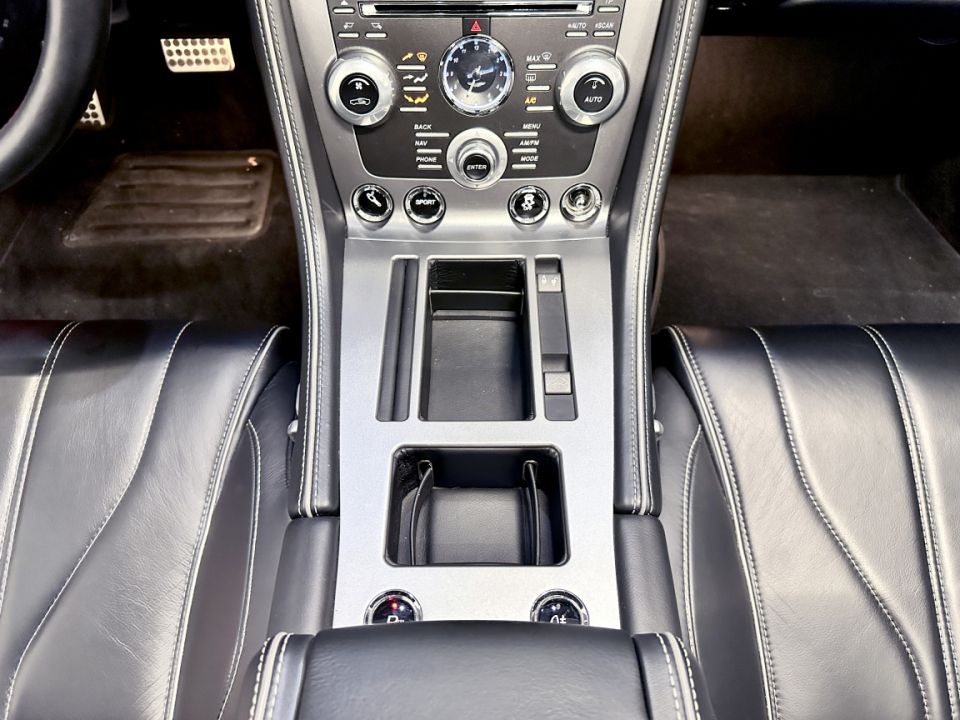 ASTON MARTIN DB9 Volante V12 6.0 517ch Touchtronic A – Cabriolet de luxe, performance et confort - 124 990 € - image 21