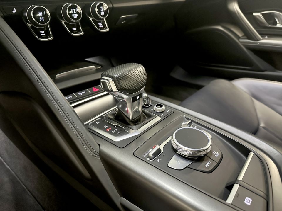 AUDI R8 COUPE RWS V10 5.2 FSI 540ch S-Tronic7 – Véhicule d’exception - 149 990 € - image 9