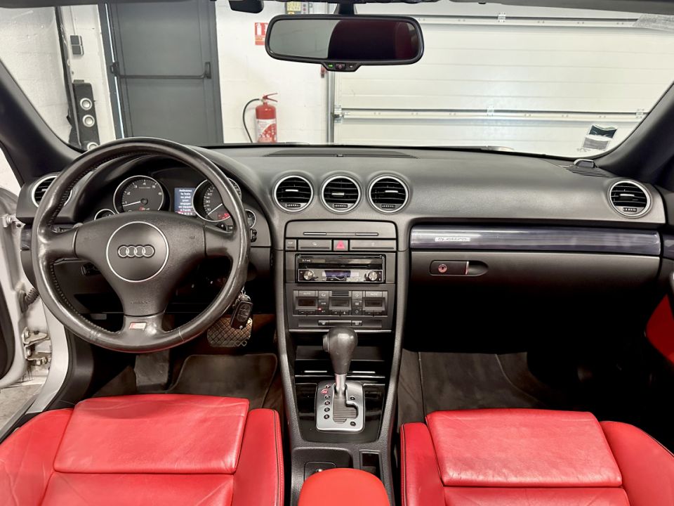 Audi S4 Cabriolet V8 4.2 344ch Quattro Tiptronic6 – Cabriolet de luxe avec performances exceptionnelles - 14 990 € - image 9