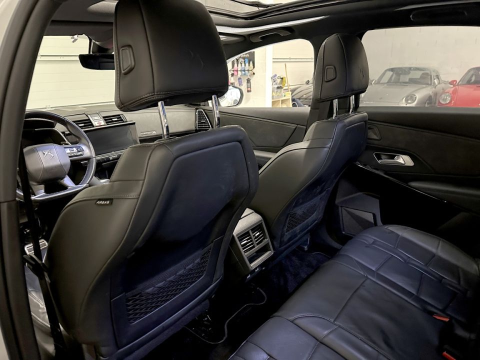 DS7 CROSSBACK 2.0 BlueHDi 180ch EAT8 Grand Chic – SUV élégant et performant - 24 990 € - image 7