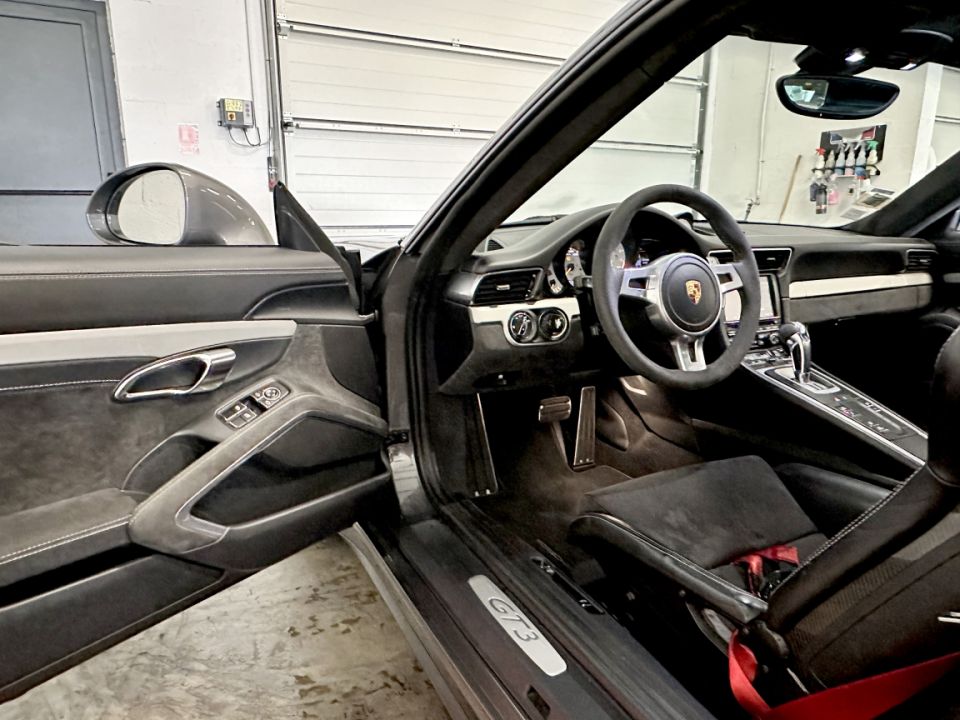 PORSCHE 911 GT3 Type 991.1 3.8 475ch PDK7 - Coupé de haute performance - 114 990 € - image 16