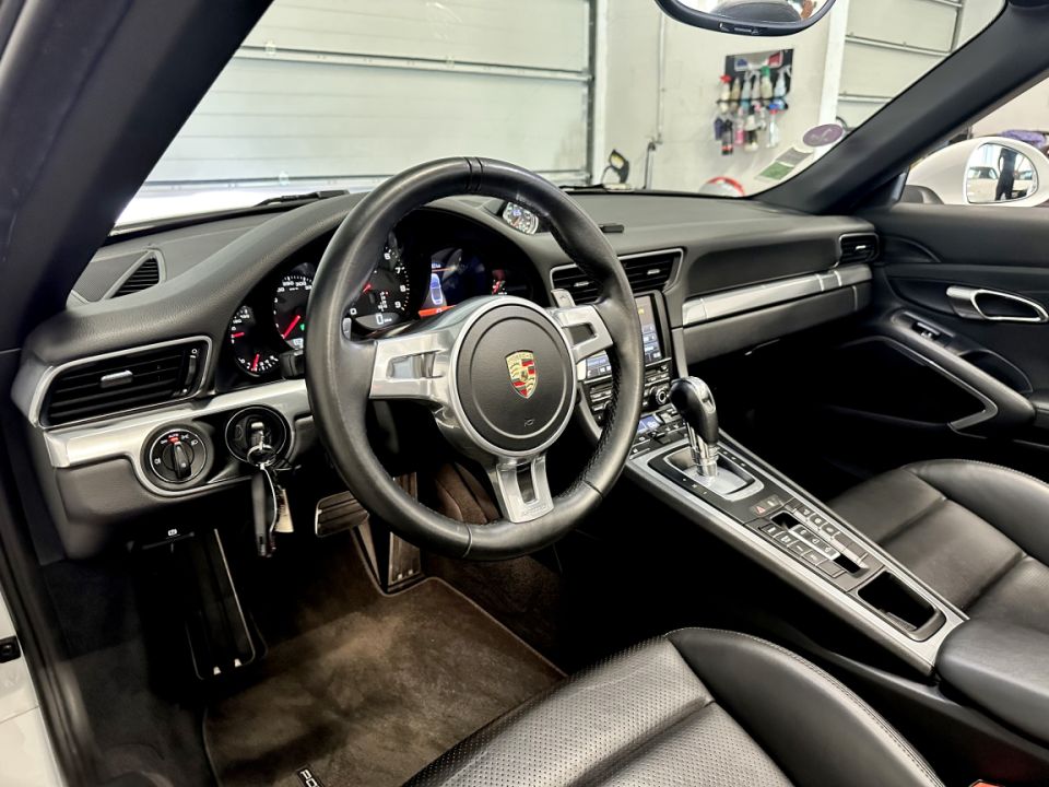 PORSCHE 911 Type 991 Carrera S Cabriolet 3.8 400ch PDK7 - Performance et élégance réunies - 92 990 € - image 1