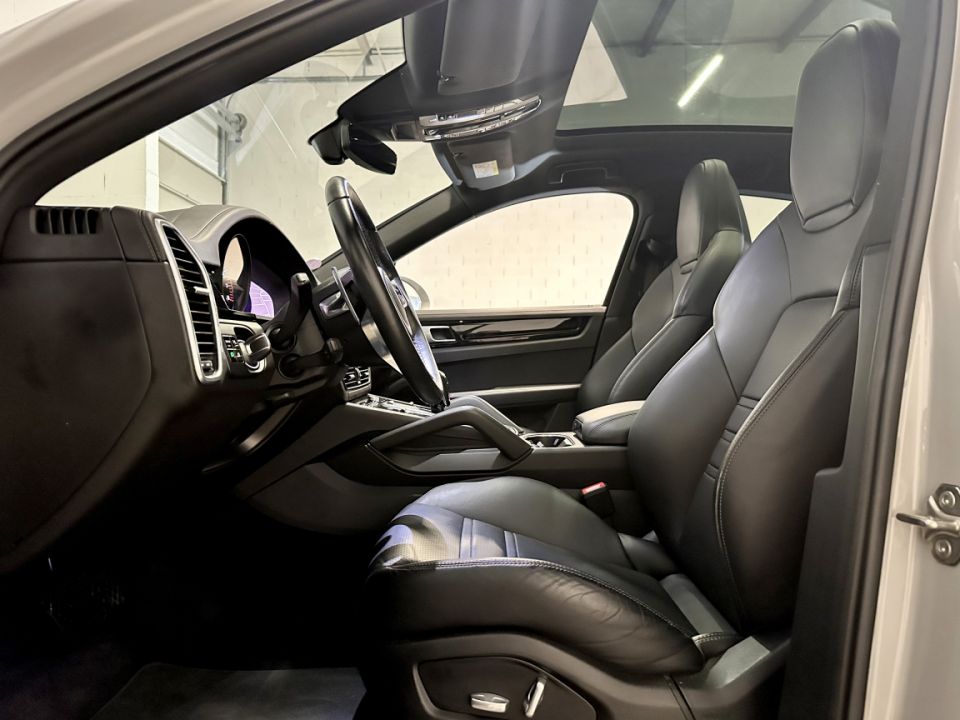 PORSCHE CAYENNE E-HYBRID Coupé V6 3.0 462ch Tiptronic8 S - Performance et élégance au rendez-vous - 87 990 € - image 5