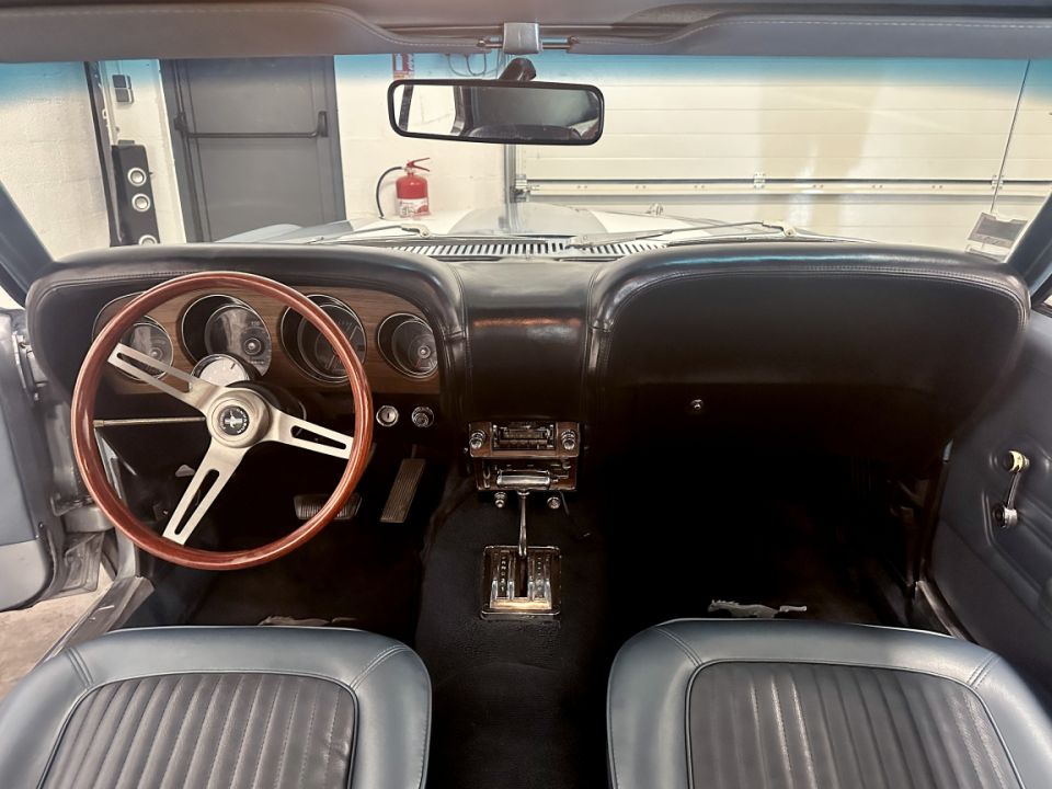 Ford Mustang Coupé 302 CI V8 4.9 210ch BVA3 - 1969 - 29 990 € - image 9