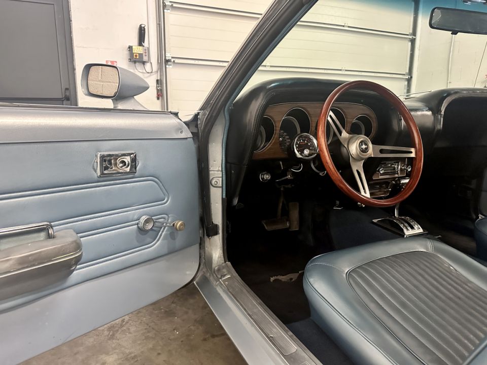 Ford Mustang Coupé 302 CI V8 4.9 210ch BVA3 - 1969 - 29 990 € - image 12