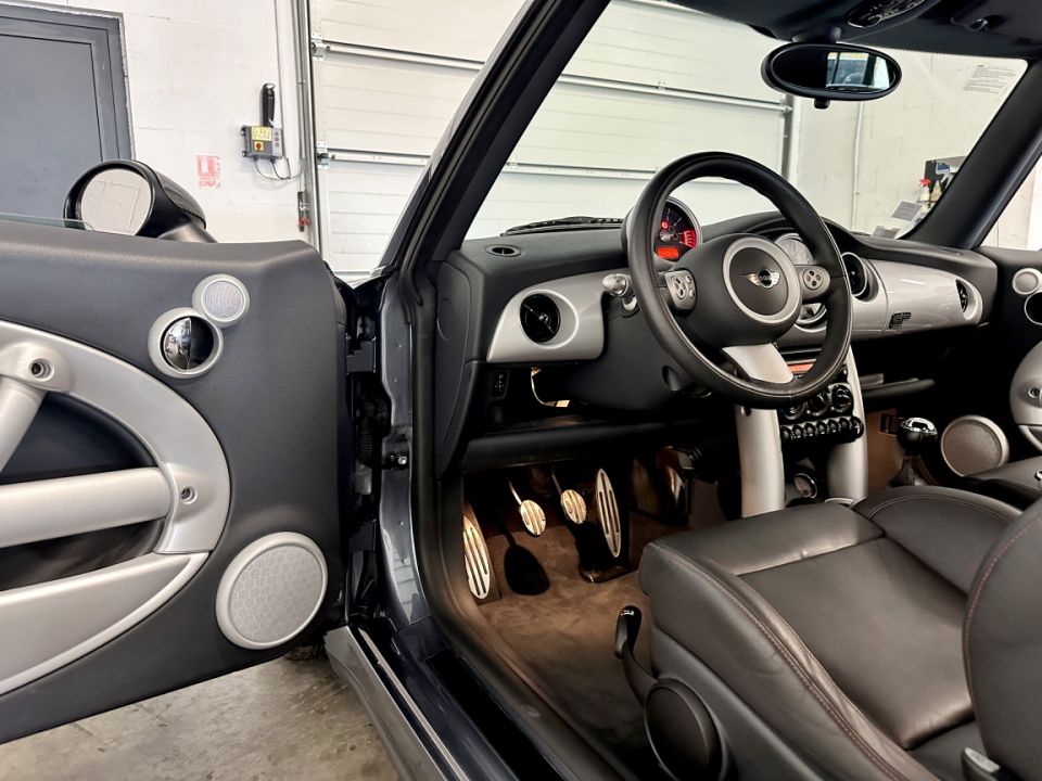 MINI Cooper S John Cooper Works GP1 R53 Edition 1.6 218ch BVM6 - Performance et Exclusivité - 34 990 € - image 16