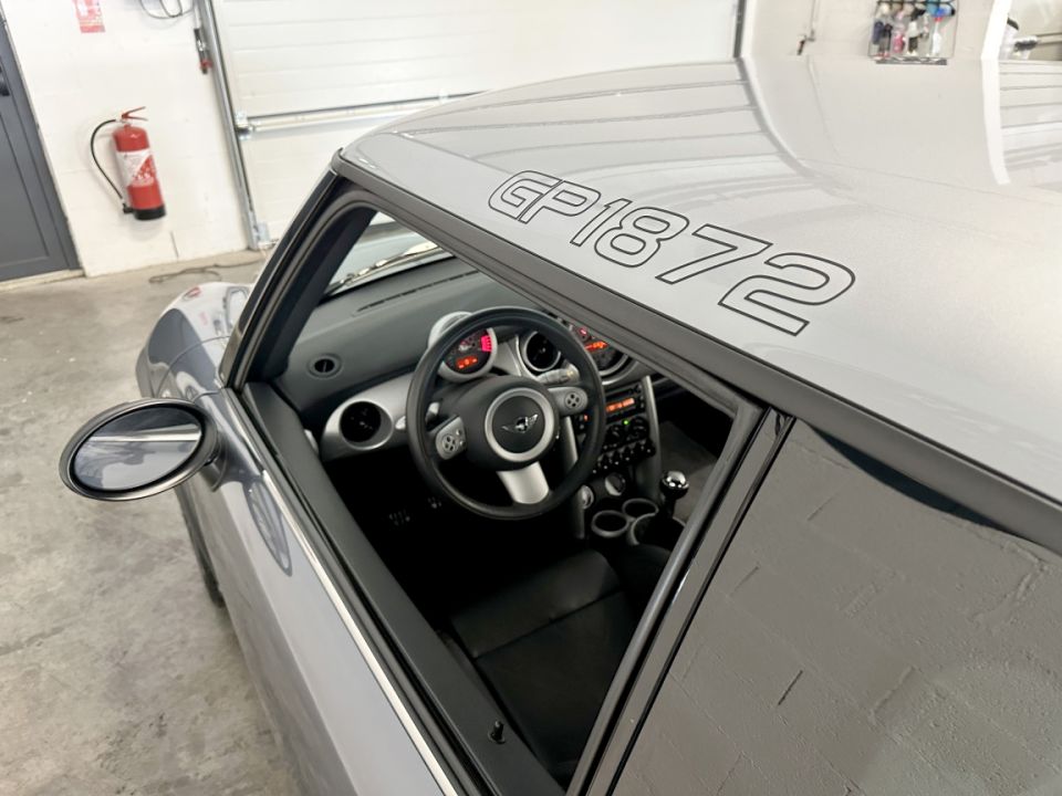 MINI Cooper S John Cooper Works GP1 R53 Edition 1.6 218ch BVM6 - Performance et Exclusivité - 34 990 € - image 23