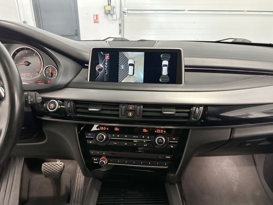 B.M.W. X5 xDrive30d 3.0 258ch BVA8 Exclusive - Le Hangar Bordelais - image 16