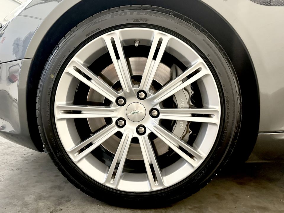 Aston Martin Rapide V12 5.9 477ch Touchtronic6 - Performance et Luxe au Rendez-vous - 69 990 € - image 15