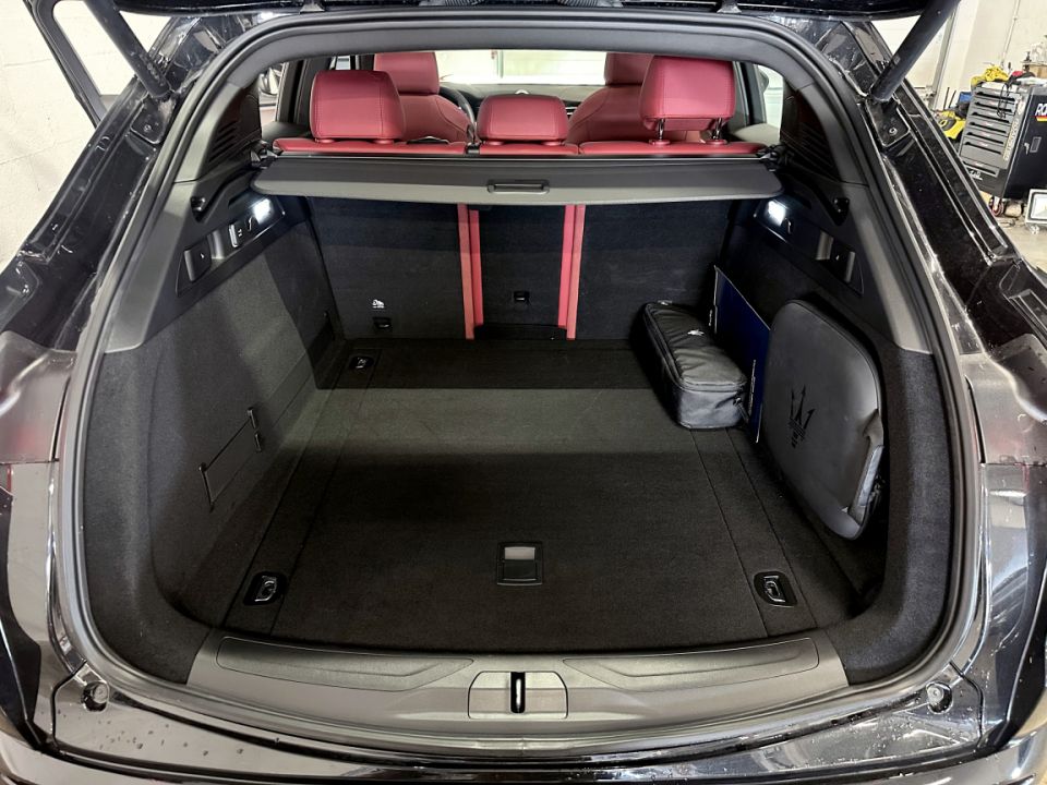 MASERATI GRECALE 410 kW 105 kWh AWD Folgore 557 ch BVA - Design raffiné et technologies avancées - 94 990 € - image 22