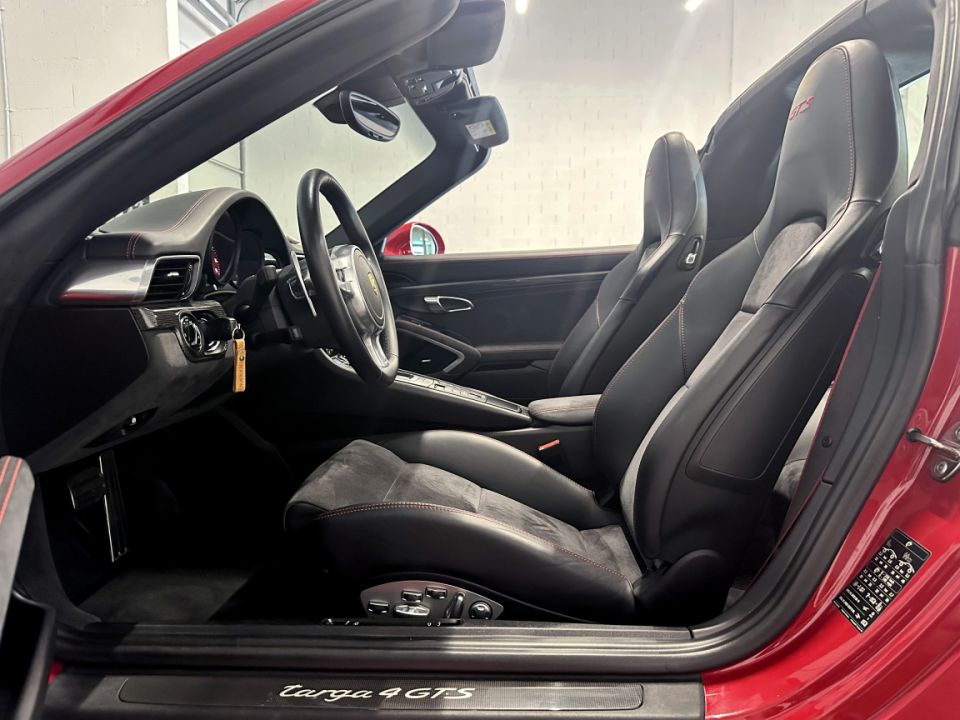 PORSCHE 911 Type 991 Targa 4 GTS 3.8 430ch PDK7 – Performances et élégance au sommet - 147 990 € - image 5