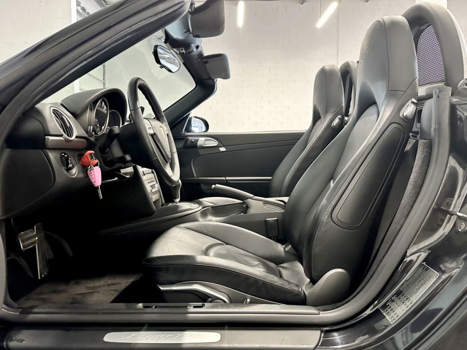 Porsche Boxster 987 2.7 240ch Tiptronic S Cabriolet - Noir Basalte - 31 990 € - image 5