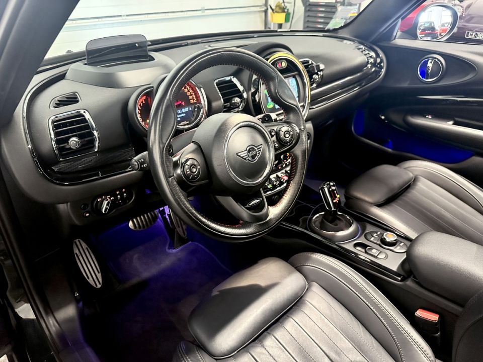 MINI Clubman F54 LCI John Cooper Works 2.0 306ch BVA8 ALL4 - Rebel Green métallisée - 29 990 € - image 1