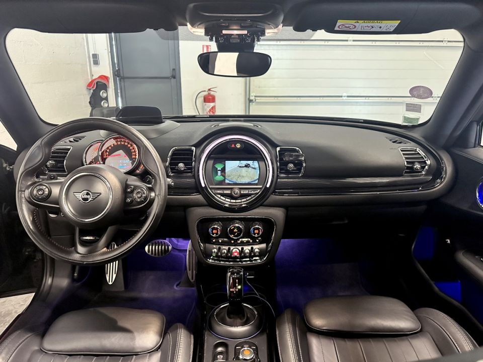 MINI Clubman F54 LCI John Cooper Works 2.0 306ch BVA8 ALL4 - Rebel Green métallisée - 29 990 € - image 11