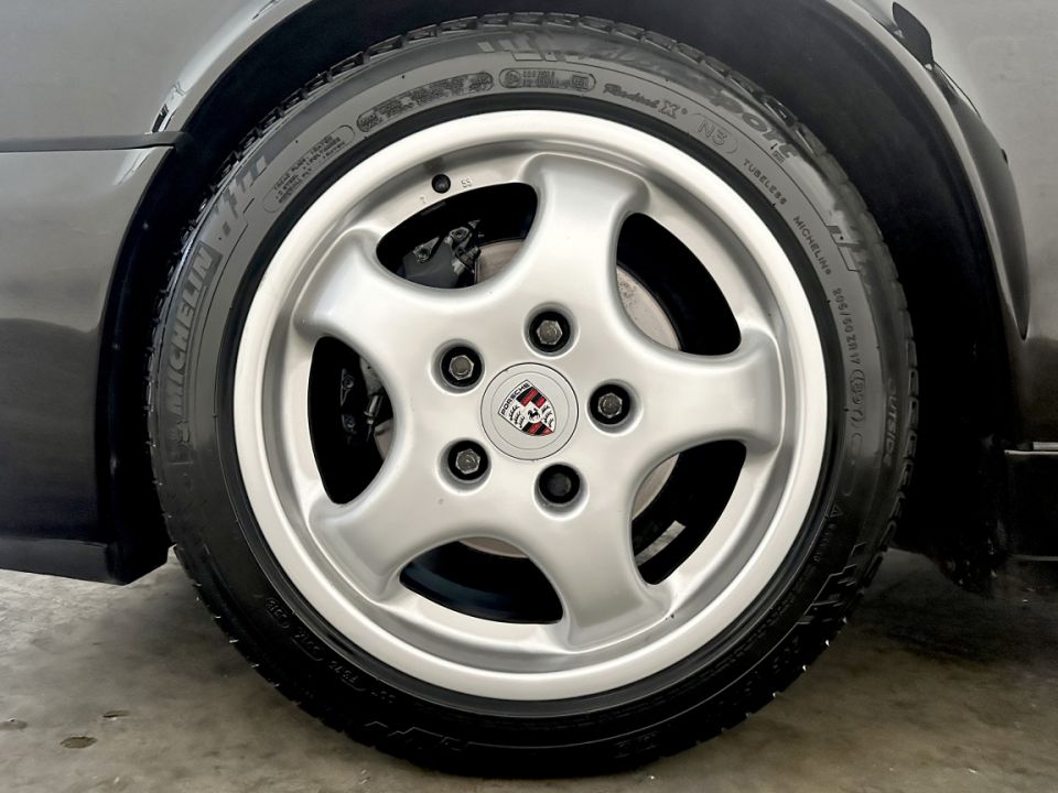 PORSCHE 911 Type 964 Carrera 4 Coupé 3.6 250ch BVM5 - Élégance et performance - 76 990 € - image 15