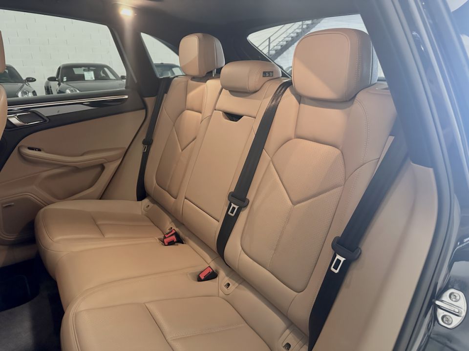 Porsche Macan S V6 3.0 354ch PDK7 - SUV Haut de Gamme - 64 990 € - image 9