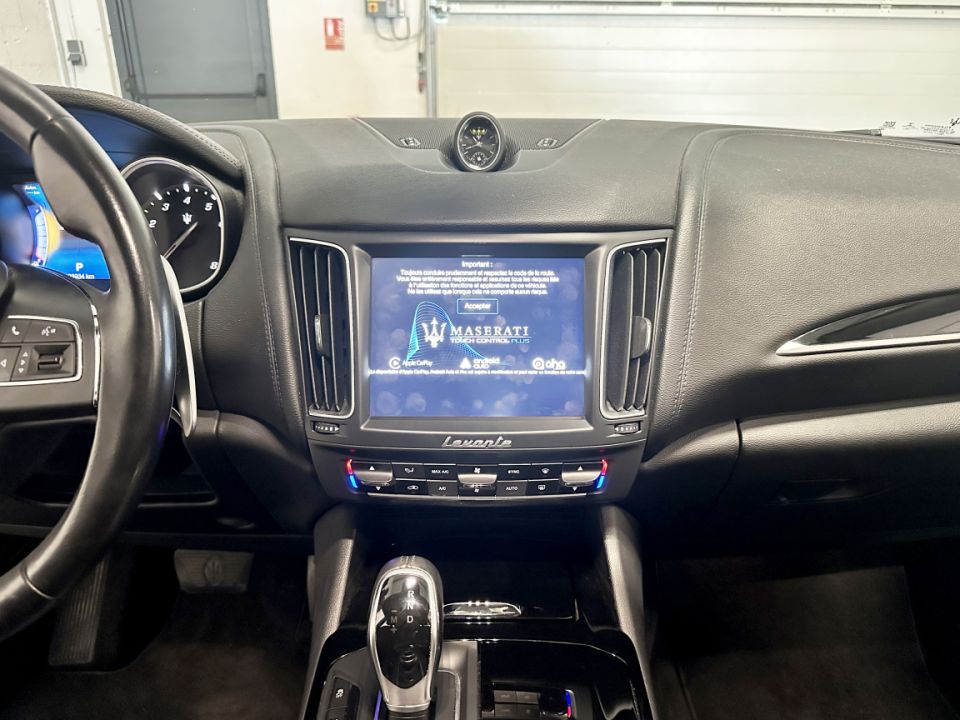 Maserati Levante S Q4 V6 3.0 430ch Bi-Turbo BVA8 - Luxe et Performance - 41 990 € - image 16