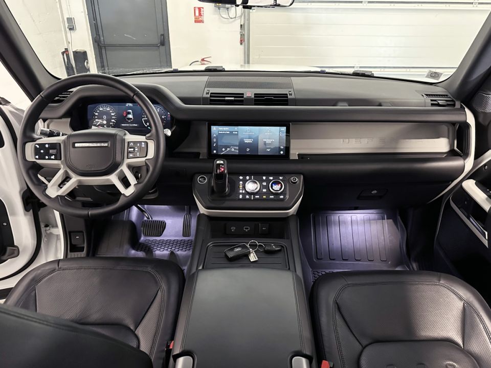 LAND ROVER DEFENDER IV D240 2.0 240ch MHEV BVA8 HSE - 59 990 € - image 11