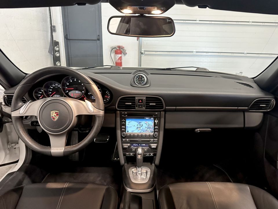 Porsche 911 Type 997.2 Carrera Coupé 3.6 345ch PDK7 - Performance et Raffinement - 65 990 € - image 9
