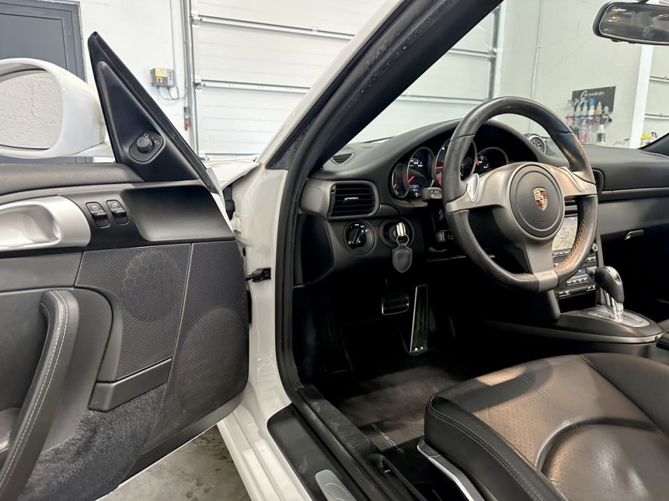 Porsche 911 Type 997.2 Carrera Coupé 3.6 345ch PDK7 - Performance et Raffinement - 65 990 € - image 16