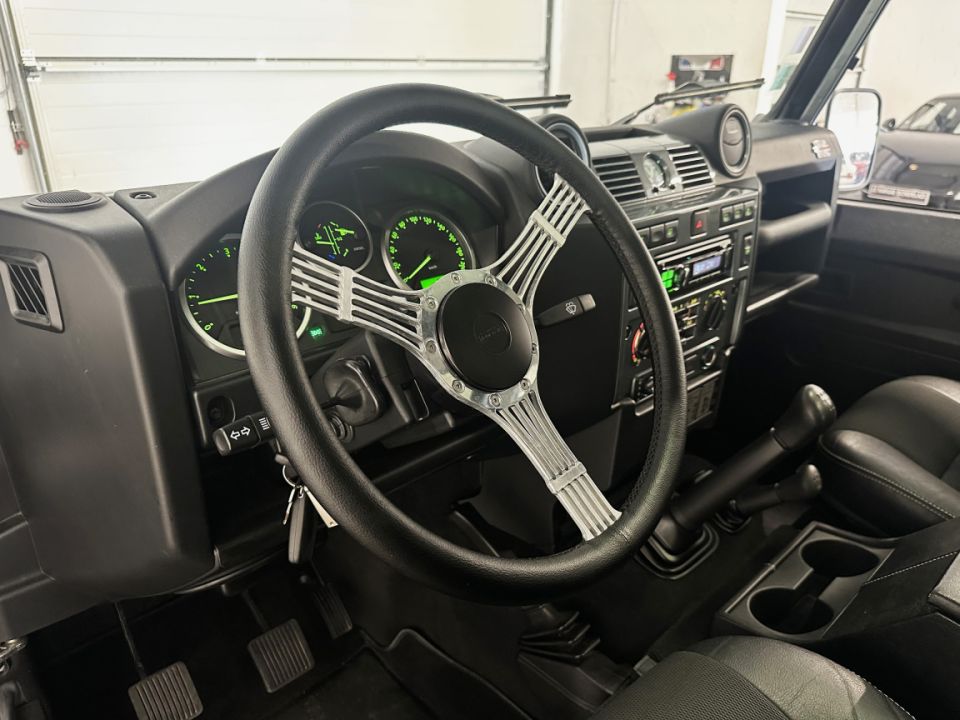 LAND ROVER DEFENDER III 90 SW 2.2 122ch BVM6 SE Unique by GT GALERY - 59 990 € - image 1