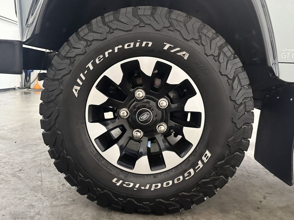 LAND ROVER DEFENDER III 90 SW 2.2 122ch BVM6 SE Unique by GT GALERY - 59 990 € - image 15