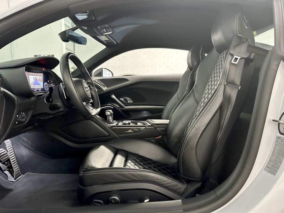 Audi R8 Coupé V10 5.2 FSI 540ch S-Tronic 7 Quattro - Performance et Élégance - 119 990 € - image 5