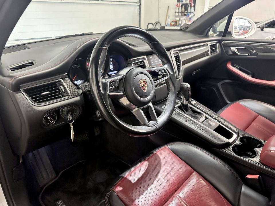 Porsche Macan S V6 3.0 340ch PDK7 - SUV Blanc - 39 990 € - image 1