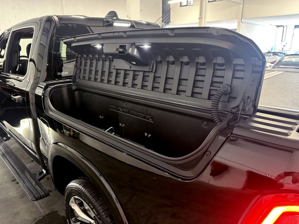 DODGE RAM 1500 V8 5.7 HEMI 395ch BVA8 LONGHORN - Pickup Noir - 69 990 € - image 17