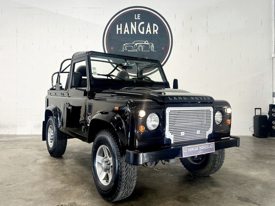 Land Rover Defender 90 Cabriolet 2.2 TD4 122ch BVM6 Edition Eden Park 1 of 50 - 47 990 € - image 12