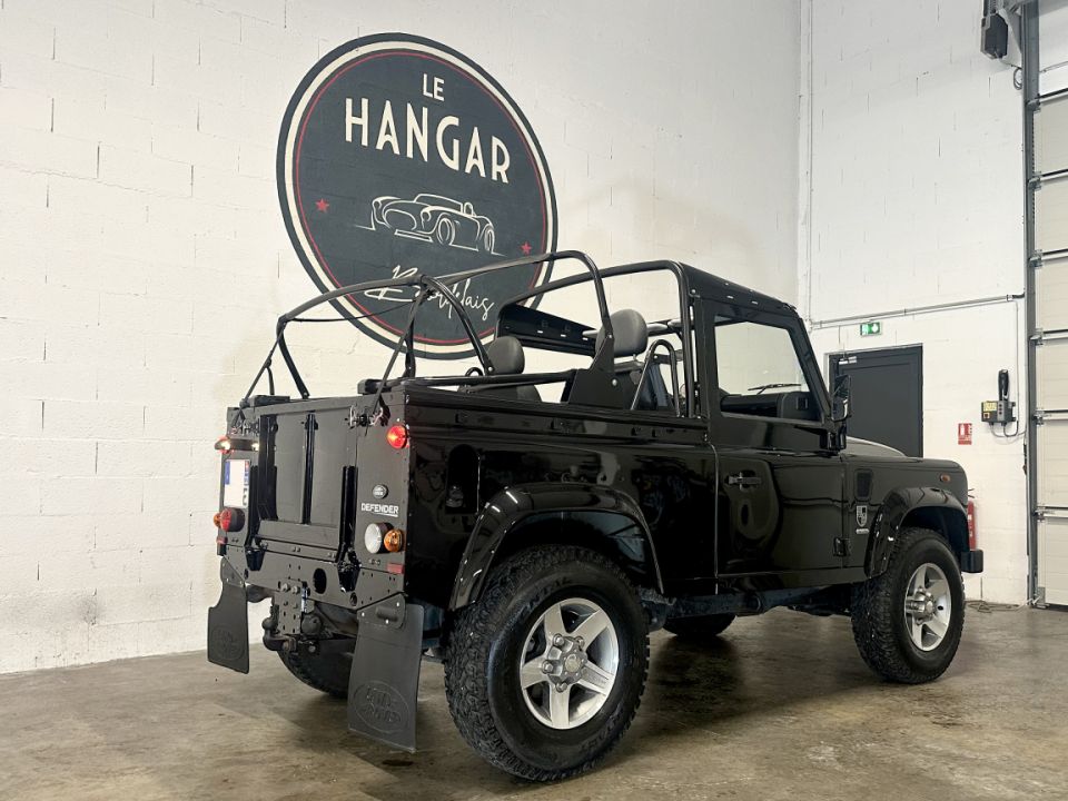 Land Rover Defender 90 Cabriolet 2.2 TD4 122ch BVM6 Edition Eden Park 1 of 50 - 47 990 € - image 23