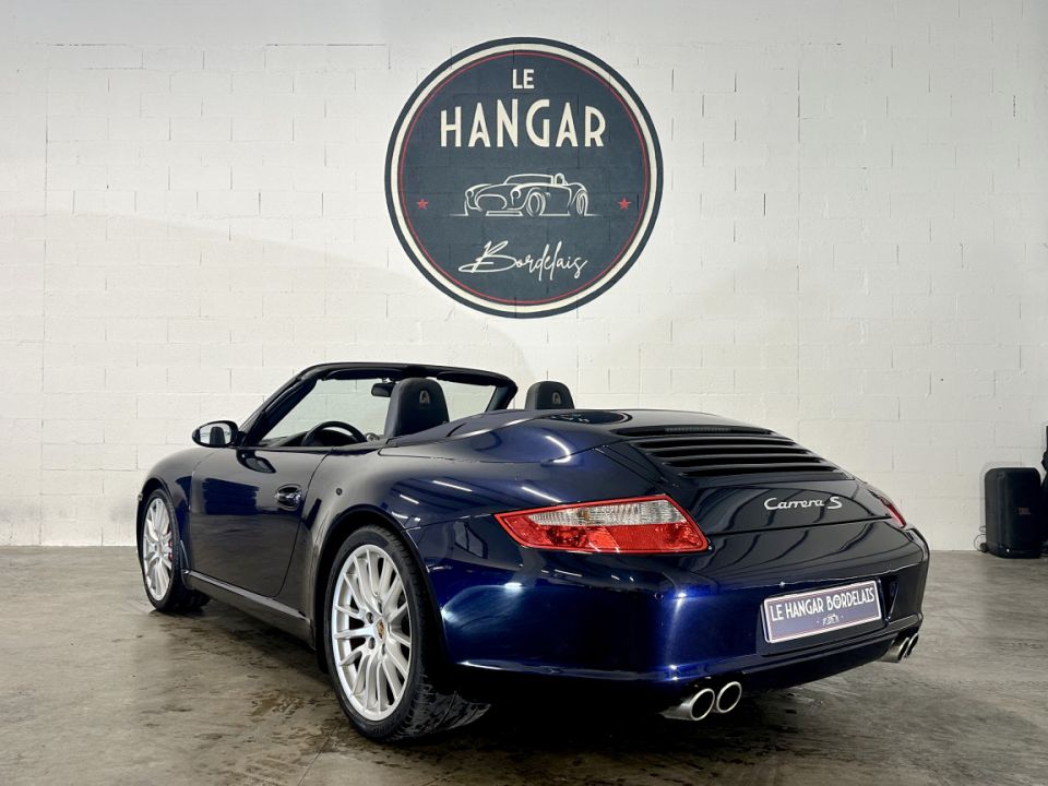 PORSCHE 911 Type 997 Carrera S Cabriolet 3.8 355ch BVM6 - Le Hangar Bordelais - image 4
