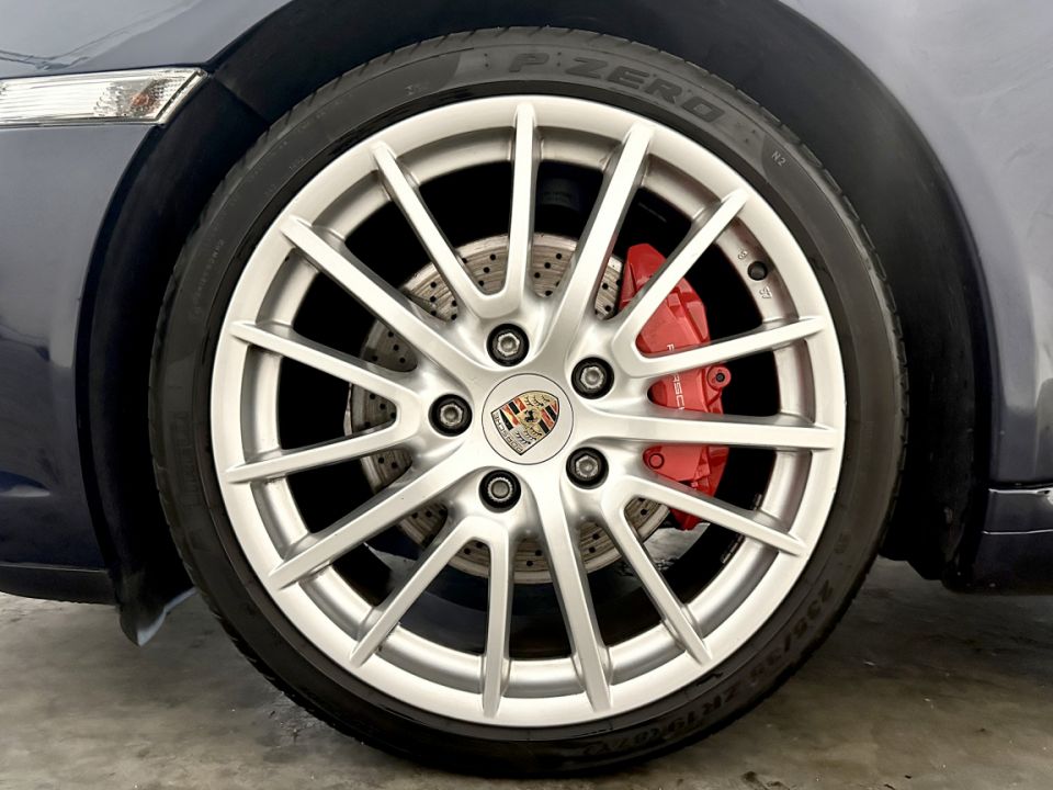 PORSCHE 911 Type 997 Carrera S Cabriolet 3.8 355ch BVM6 - Le Hangar Bordelais - image 15