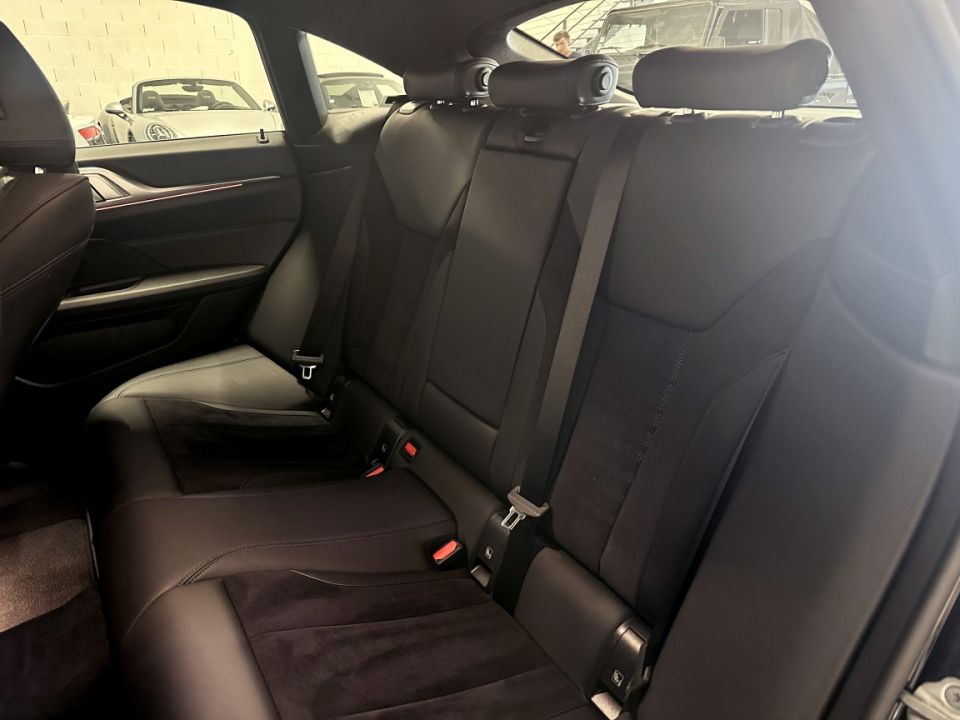 B.M.W. SERIE 4 M440i Gran Coupé 3.0 374ch M Sport BVA8 - Le Hangar Bordelais - image 9