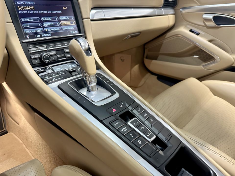 PORSCHE 911 Type 991 Carrera S Coupé 3.8 400ch PDK7 - Le Hangar Bordelais - image 17