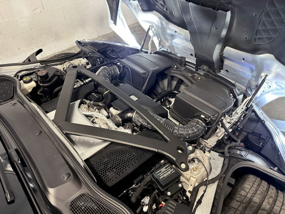 ASTON MARTIN DB11  Coupé V8 4.0 510ch BVA8 - Le Hangar Bordelais - image 21