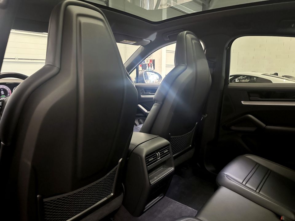 Porsche Cayenne Coupé E-Hybrid V6 3.0 470ch BVA8 - SUV de prestige - 124 990 € - image 7