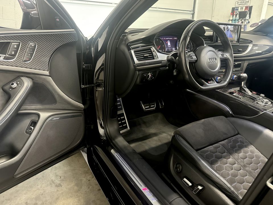 AUDI RS6 Avant Performance V8 4.0 TFSI 605ch Quattro Tiptronic 8 - Le Hangar Bordelais - image 19