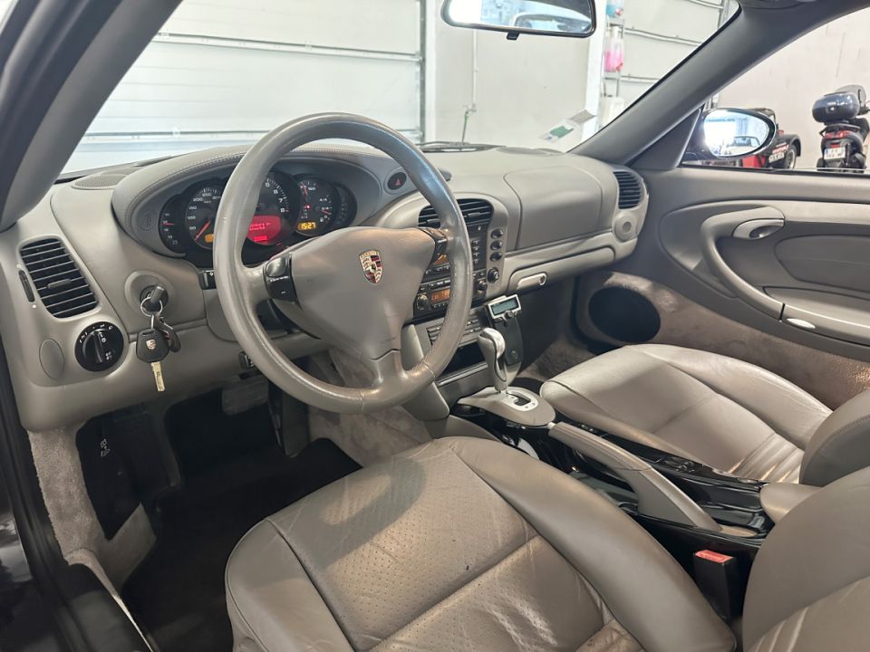 PORSCHE 911 Type 996 Carrera 4S 3.6 320ch Tiptronic S - Le Hangar Bordelais - 43 990 € - image 1