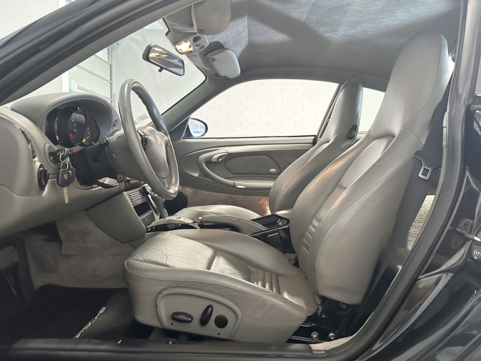 PORSCHE 911 Type 996 Carrera 4S 3.6 320ch Tiptronic S - Le Hangar Bordelais - 43 990 € - image 5